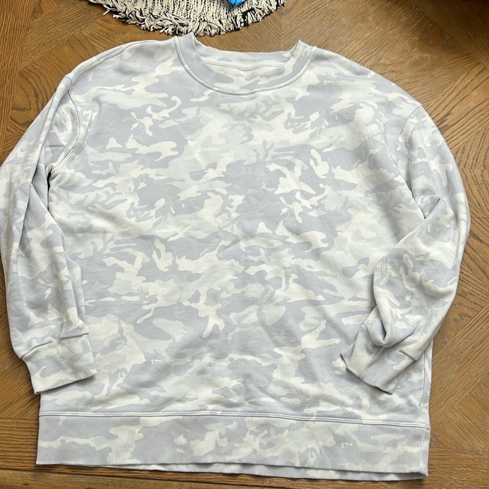 Lululemon Perfectly Oversized Crew